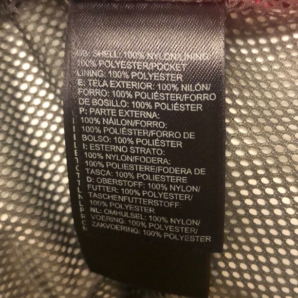 North Face rain jacket - Picture 3 of 4